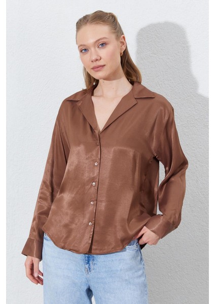 Kadın Kahve Sedef Düğmeli Gömlek