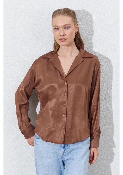 Kadın Kahve Sedef Düğmeli Gömlek modelleri
