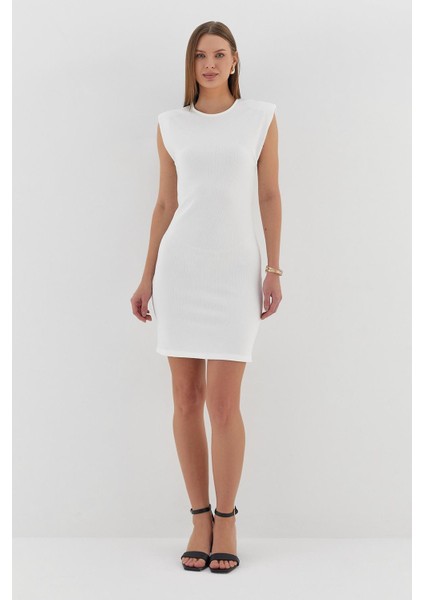 Vatkalı Elbise Ekru modelleri