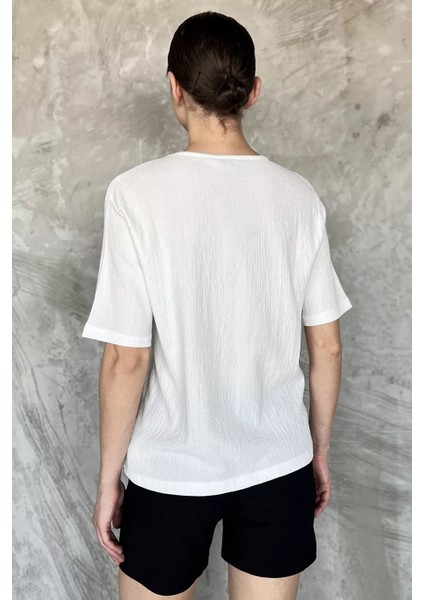 Kadın Tek Cepli Nakışlı Şortlu Ikili Takım P-00016937 modelleri