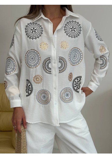 Pul ve Nakış Işlemeli Gömlek fırsatları