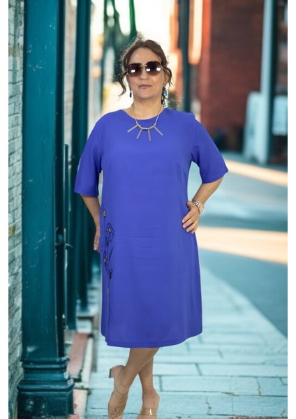 Nakış Işlemeli Bisiklet Yaka Büyük Beden Pamuklu Büyük Beden Elbise indirimleri