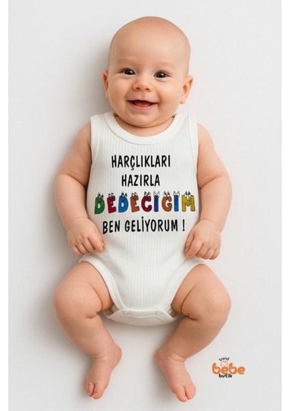 Harçlıkları Hazırla Dedeciğim Ben Geliyorum Yazılı Pamuklu Ribana Çıtçıtlı Zıbın Body Bebek Tulum