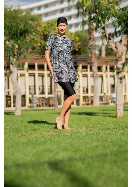 Siyah Yaprak Desenli Yarım Kol Micro (Esnek ve Çabuk Kuruyan) Kumaş Yarı Tesettür Mayo