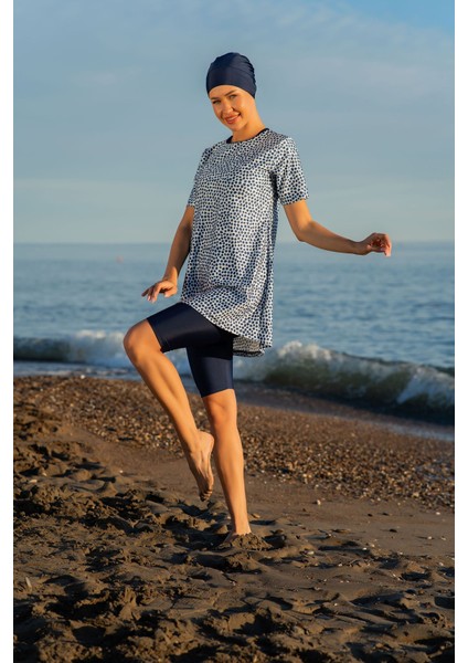 Lacivert Puantiye Desenli Yarım Kol Micro (Esnek ve Çabuk Kuruyan) Kumaş Yarı Tesettür Mayo