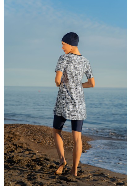 Lacivert Puantiye Desenli Yarım Kol Micro (Esnek ve Çabuk Kuruyan) Kumaş Yarı Tesettür Mayo fiyatları