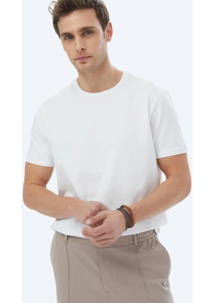 Beyaz Düz Bisiklet Yaka Pamuk Karışımlı T-Shirt