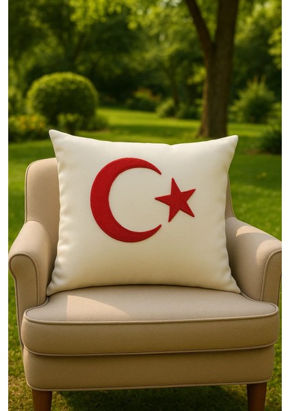 Bayrak Model Punch Kırlent Kılıfı