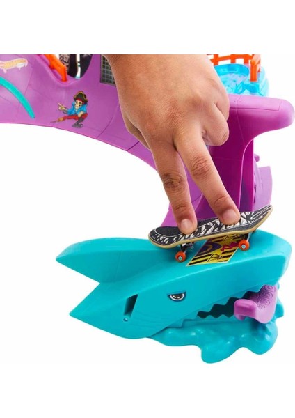 HMK01 Hot Wheels Skate Ahtapot Kaykay Parkı Oyun Seti