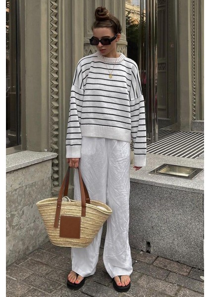 Kadın Bisiklet Yaka Çizgili Oversize Triko Kazak