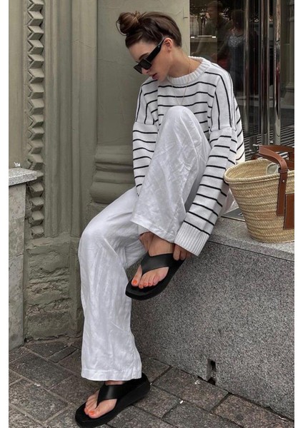 Kadın Bisiklet Yaka Çizgili Oversize Triko Kazak