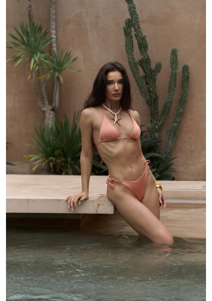 Arief Bağlamalı Gloplu Somon Bikini Üstü