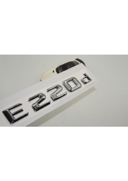 E220D Uyumlu Bagaj Krom Metal 3m 3D Yazı Logo
