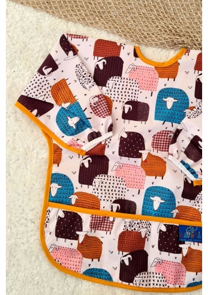 Kuzular Desenli Sıvı Geçirmez Unisex Aktivite ve Mama Önlüğü 6-24 Ay modelleri