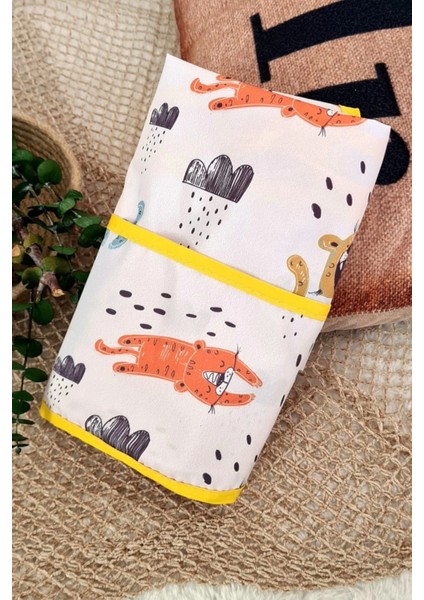 Roar Desenli Sıvı Geçirmez Unisex Çocuk Aktivite ve Mama Önlüğü 6-24 Ay