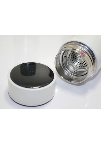 Anime Baskılı Dijital Göstergeli Termos 500 ml Model 4 fiyatları