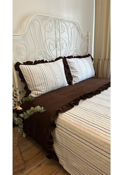 Kahverengi Ekru Fırfır Detaylı Yatak Örtüsü Çift Kişilik indirimleri