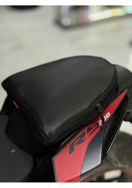 Kawasaki Ninja 650 Arka Çanta Arka Artçı Koltuk Çantası (Kask Sığabilir) fiyatları