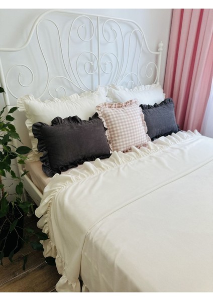 Fırfırlı Beyaz Yatak Örtüsü Takımı Çift Kişilik fırsatları