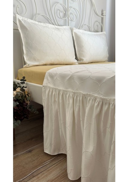 3 Parça Yatak Runner Set Ekru Saten Yatak Örtüsü Çift Kişilik modelleri