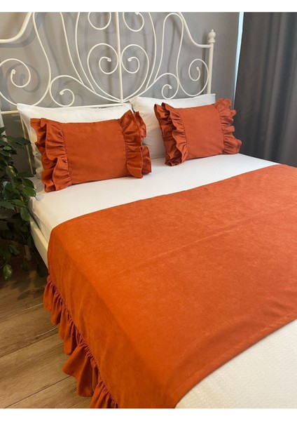 Çiftkat Fırfırlı Kiremit Yatak Runner ve Iç Dolgulu Kırlent modelleri