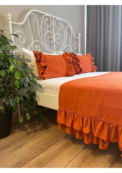 Çiftkat Fırfırlı Kiremit Yatak Runner ve Iç Dolgulu Kırlent fırsatları