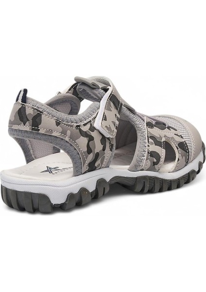 600 Erkek Çocuk Sandalet fırsatları