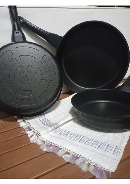 3'lü Tava Set Döküm Granit 20-24-28 cm