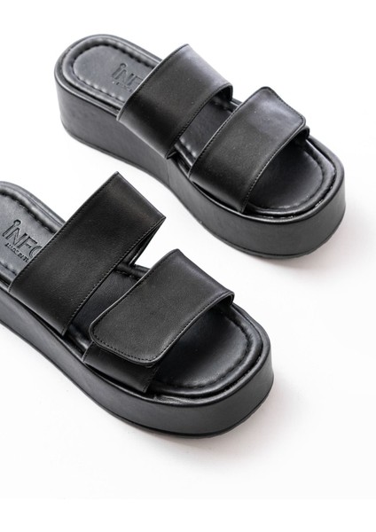 Aska 861-1034 Siyah Çıtçıtlı Dolgu Topuk Kadın Terlik