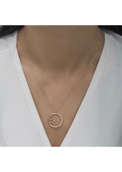 Gümüş Rose Yıldız Detaylı Halka Kadın Kolye