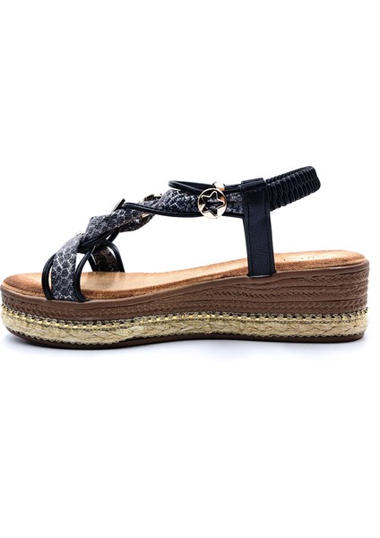 G25Y171 Dolgu Taban Espadril Detaylı Lastikli ve Taşlı Kadın Siyah Şık Spor Sandalet modelleri
