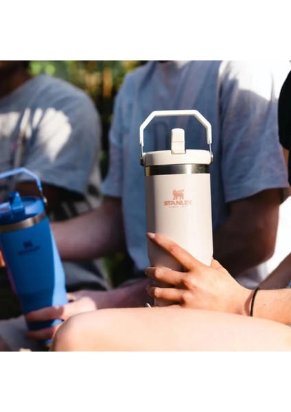The Iceflow™ Flip Straw Tumbler 30 Oz | Rose Quartz Pipetli Termos Bardak 0,89 Litre indirimleri
