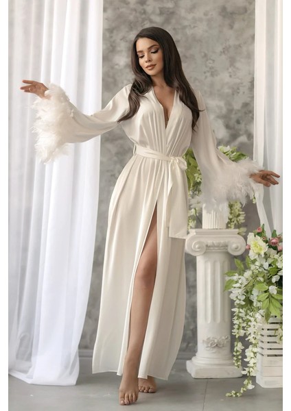 Kolları Otrişli Ipeksi Saten Tüylü Gelin Sabahlığı