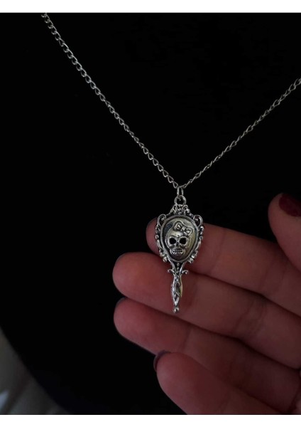 Skull In The Mirror - Ayna Zincir Kolye Gothic Y2K