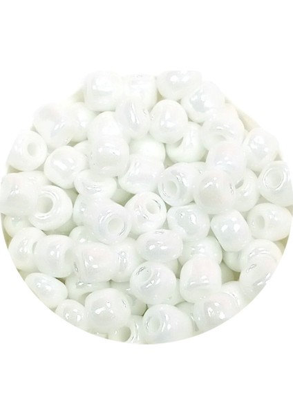 Dökme Cam Kum Boncuk Büyük Boy (6/0) 4 mm - 60 Gram - Kar Beyaz - BNC109