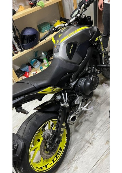 Yamaha mt 09 Uyumlusiyah Jant Içi Yazılı Şeritli Sticker