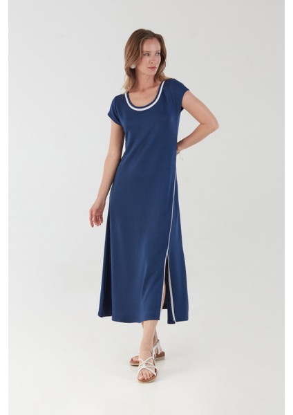 Basic Oversize Yırtmaçlı Biyeli Penye Elbise
