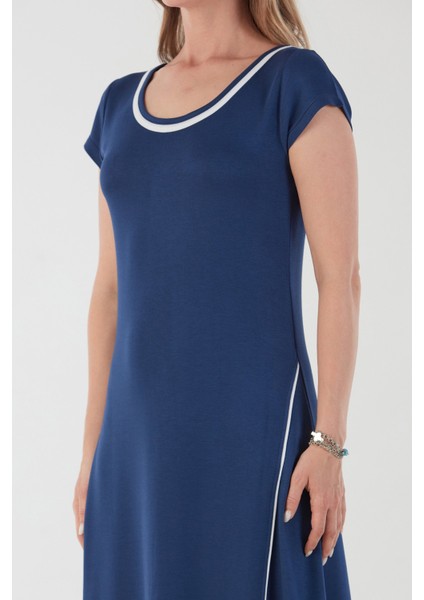 Basic Oversize Yırtmaçlı Biyeli Penye Elbise