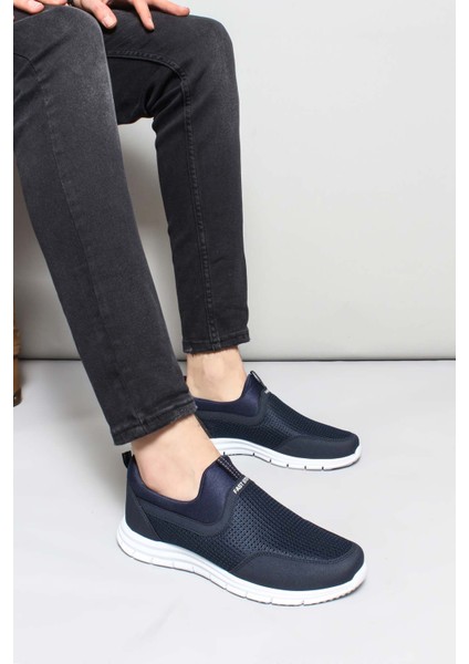 Erkek Sneaker Ayakkabı 930MAF555