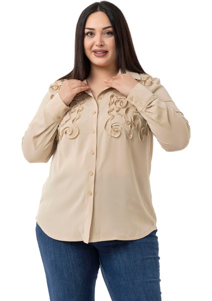 Büyük Beden Kabartmalı Kumaş Detaylı Bej Rengi Gömlek