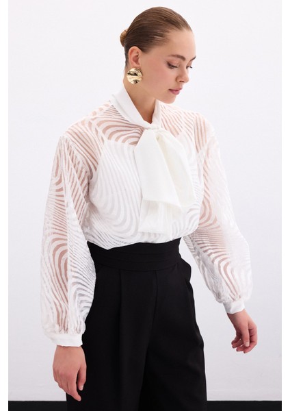 Fularlı Zebra Desenli Gömlek - Ekru