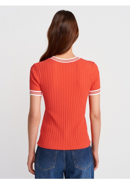 10765 Bisiklet Yaka Çizgili Triko Bluz-Kırmızı-E. fiyatları