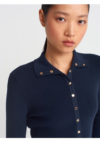 10686 Dik Yaka Çıtçıtlı Triko Kazak-Lacivert fırsatları