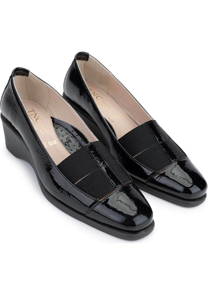 Kadın Hakiki Deri Siyah Comfort Ayakkabı 611 E6241 Bn Ayk Y25 Black fiyatları