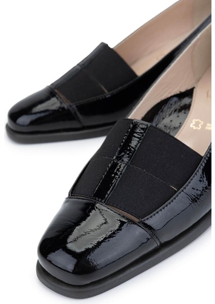 Kadın Hakiki Deri Siyah Comfort Ayakkabı 611 E6241 Bn Ayk Y25 Black modelleri