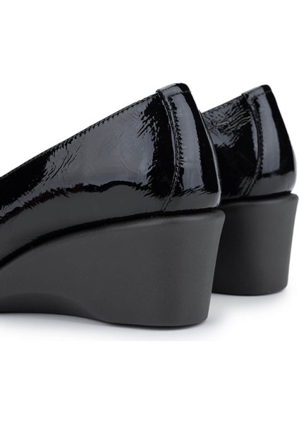 Kadın Hakiki Deri Siyah Comfort Ayakkabı 611 E6241 Bn Ayk Y25 Black fırsatları