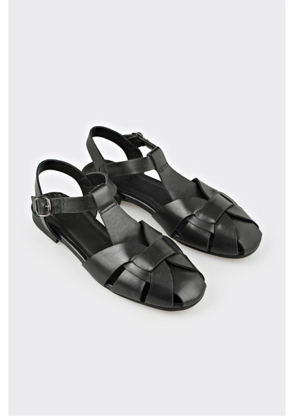 Siyah Deri Kadın Günlük Ayakkabı fiyatları