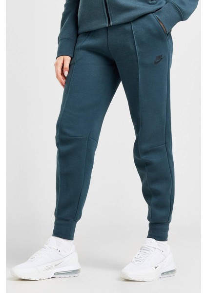 Sportswear Tech Fleece Standart Fit Mid Rise Jogger Kadın Eşofman Altı Koyu Yeşil