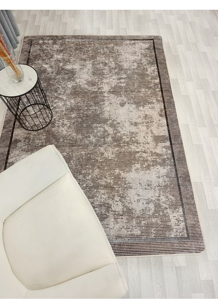 Vizon Kahverengi Geometrik Desen Kaymaz Taban Yolluk Halı