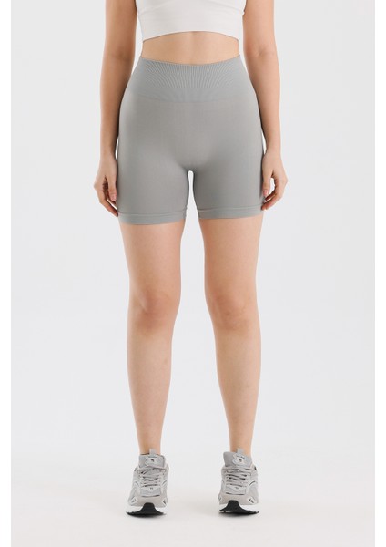 Seamless Dikişsiz Toparlayıcı Push-Up Şort